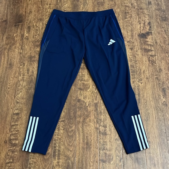Adidas TIRO23 Training Joggers Size XL - Picture 5 of 17